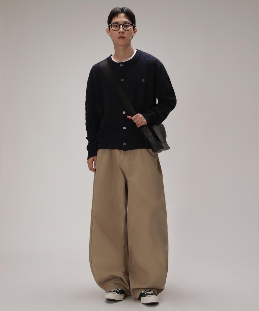 Develove Soft Cable Round Oversized Cardigan_Navy