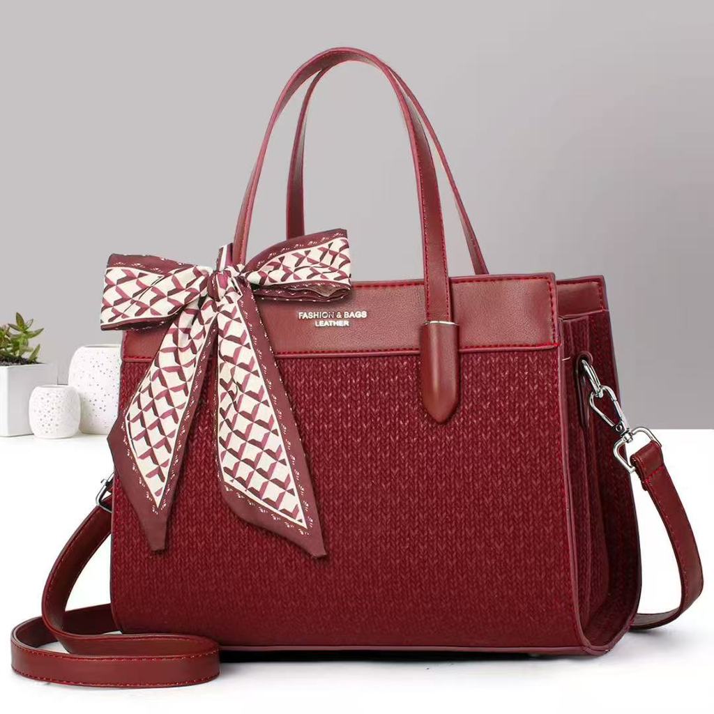 Stylish Pu Crossbody Bag With Inner Pockets For Work And Outings