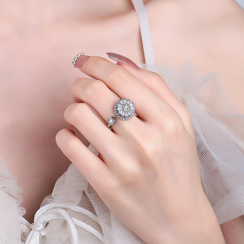 Women Snowflake Open Rotating Ring Set Unique Anxiety Relief Spinner Jewelry For Stress Reduction And Calming Effect