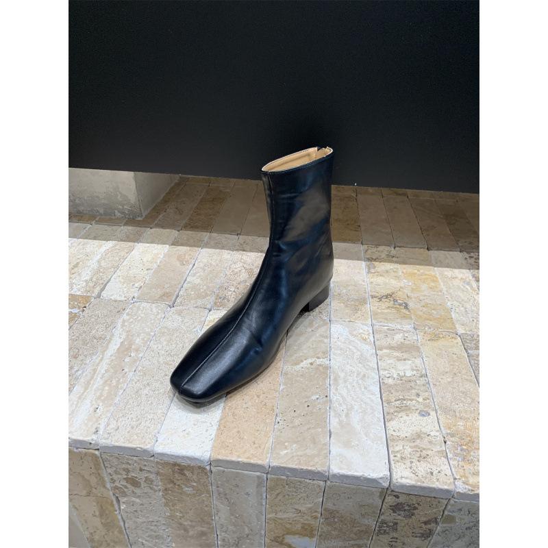 Niche square head short boots women's 2025 new Korean version flat-bottomed thin boots retro Chelsea boots Martin boots