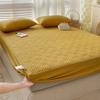 Modern Minimalist Suitable Four Seasons Quilted Mattress Cover Soft Queen King Quilted Bed Fitted Sheet Not Including Pillowcase