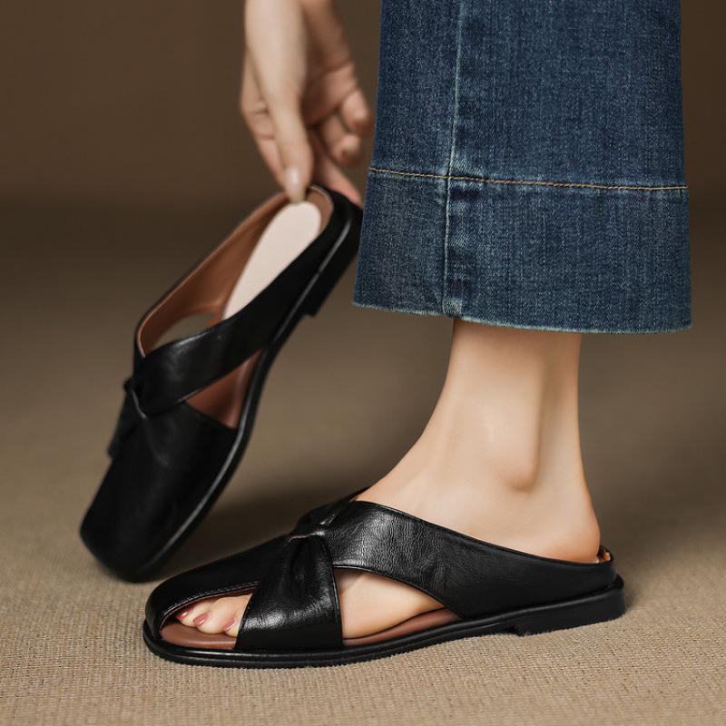 New women's round head flat-bottomed slippers non-slip soft bottom large size summer rubber soft bottom comfortable casual fashion sandals