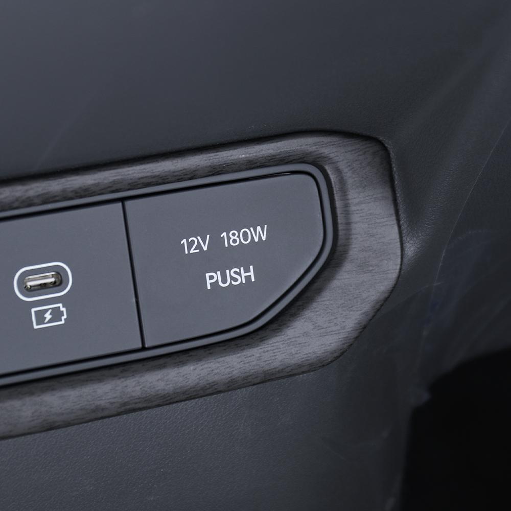 For Kia EV3 Carbon Fiber Center Console USB Charging Port Frame Trim Charger Socket Decoration Cover Car Accessories