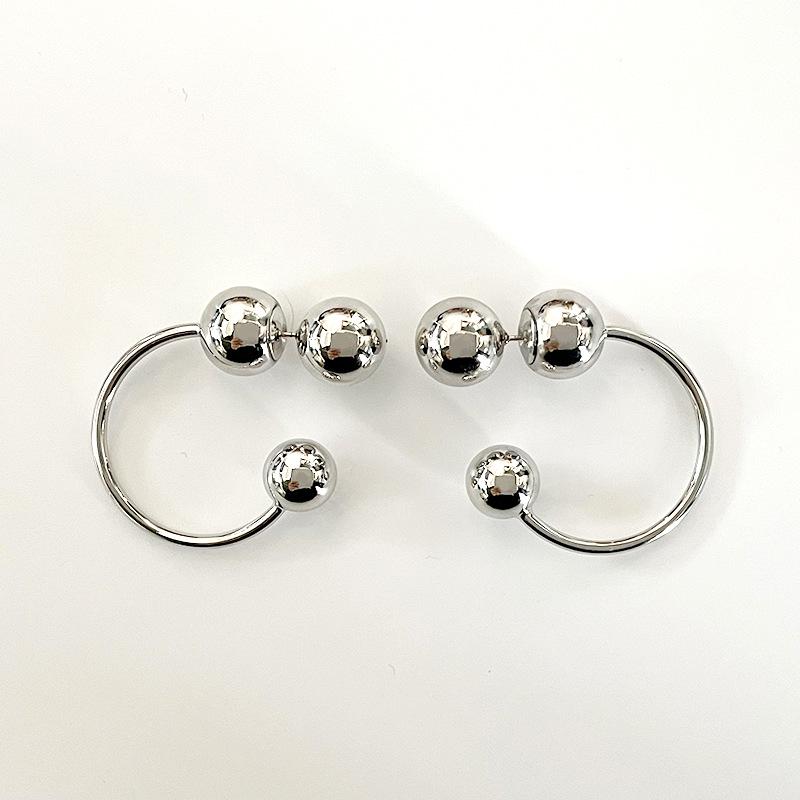 

2025 Trendy Retro Metal Earrings: 925 Silver Needle, Cold Style, Simple Copper Studs серебряный