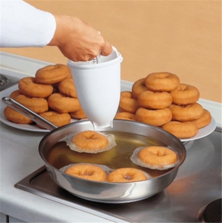 DIY Donut Maker Set: Milk Squeezer & Baking Molds