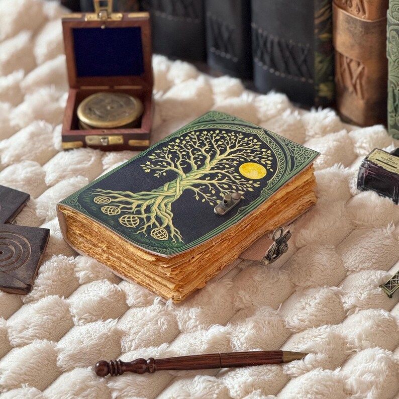 Tree of Life Leather Journal: Vintage Grimoire Book of Shadows