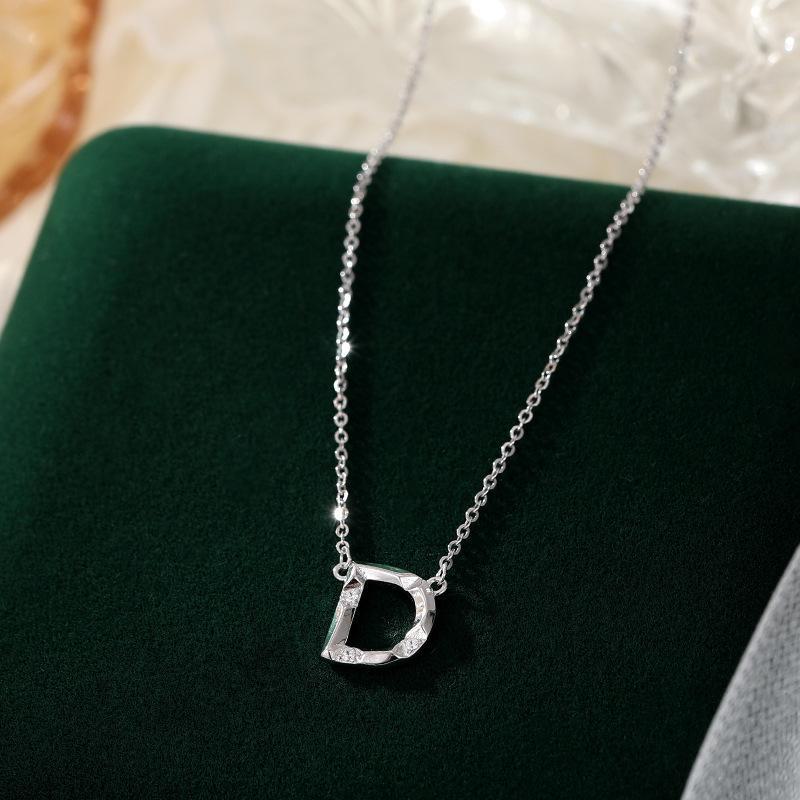 Banyan Tree S925 Silber Halskette mit englischen Buchstaben und Diamanten – Elegante und vielseitige Schlüsselbeinkette für Damen