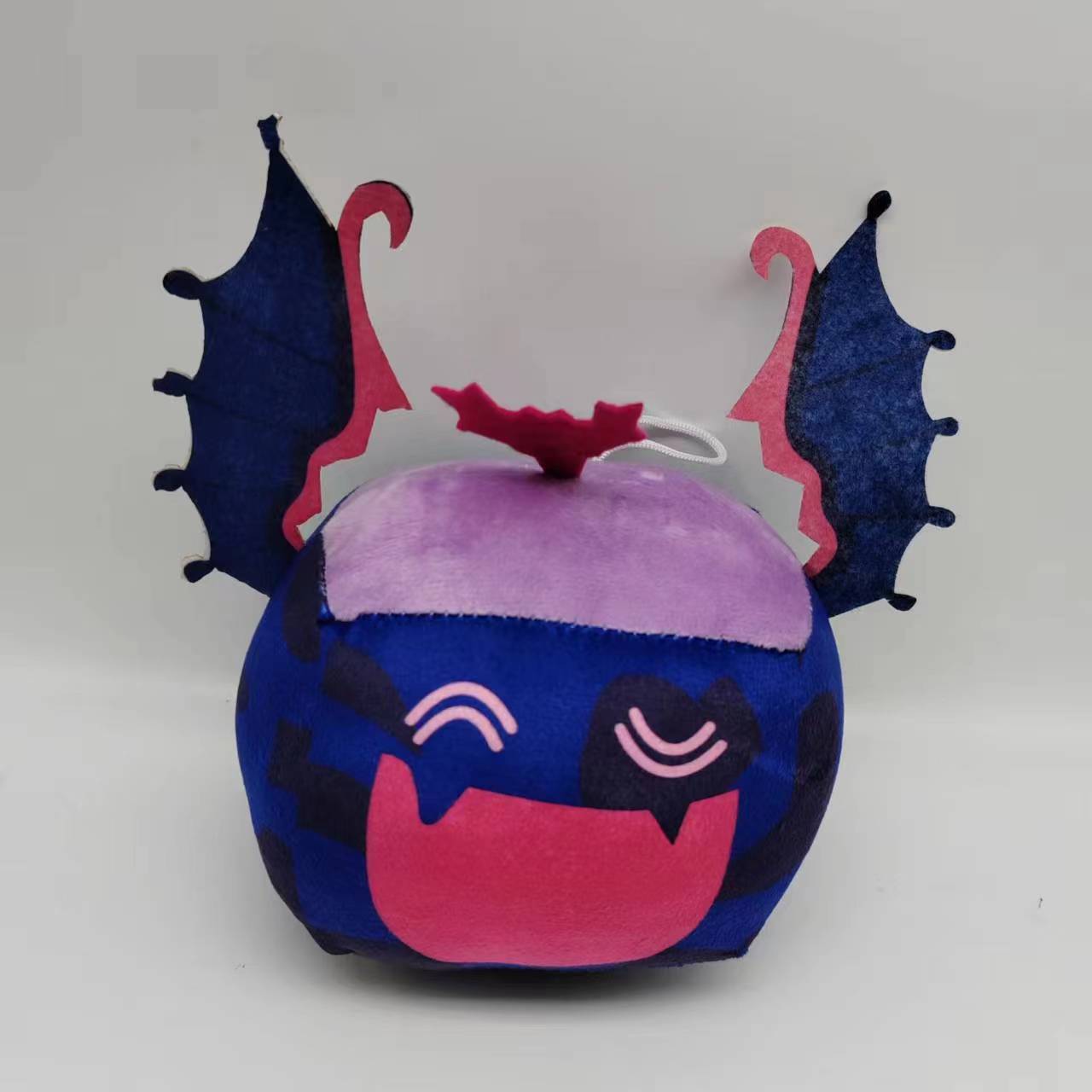 

Дьявольский фрукт игрушка плюшевая кукла коробка кукла