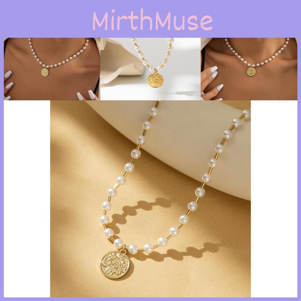 And Elegant Modern Geometric Alloy Pendant Necklace For Women With Gold Finish Electroplated