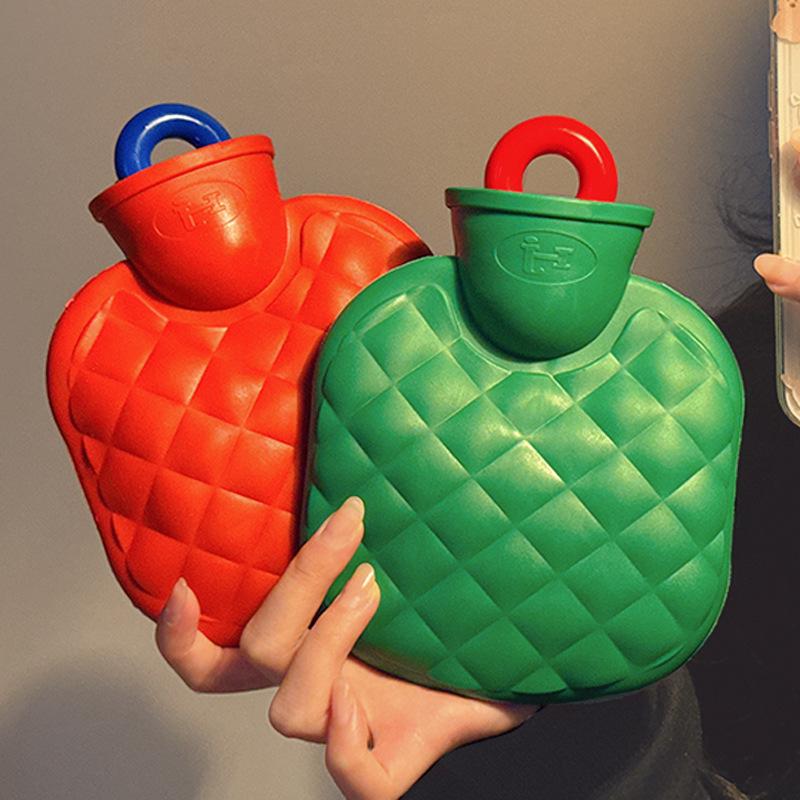 Plush Explosion-Proof Hot Water Bottle for Women - Winter Hand Warmer, Abdomen Warmer, Available In Large and Small Sizes
