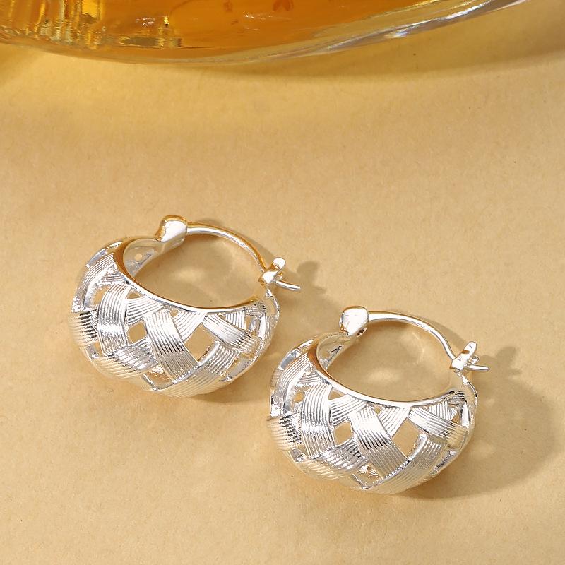 Elegant Gold Brushed Texture Hoop Earrings with Niche Design