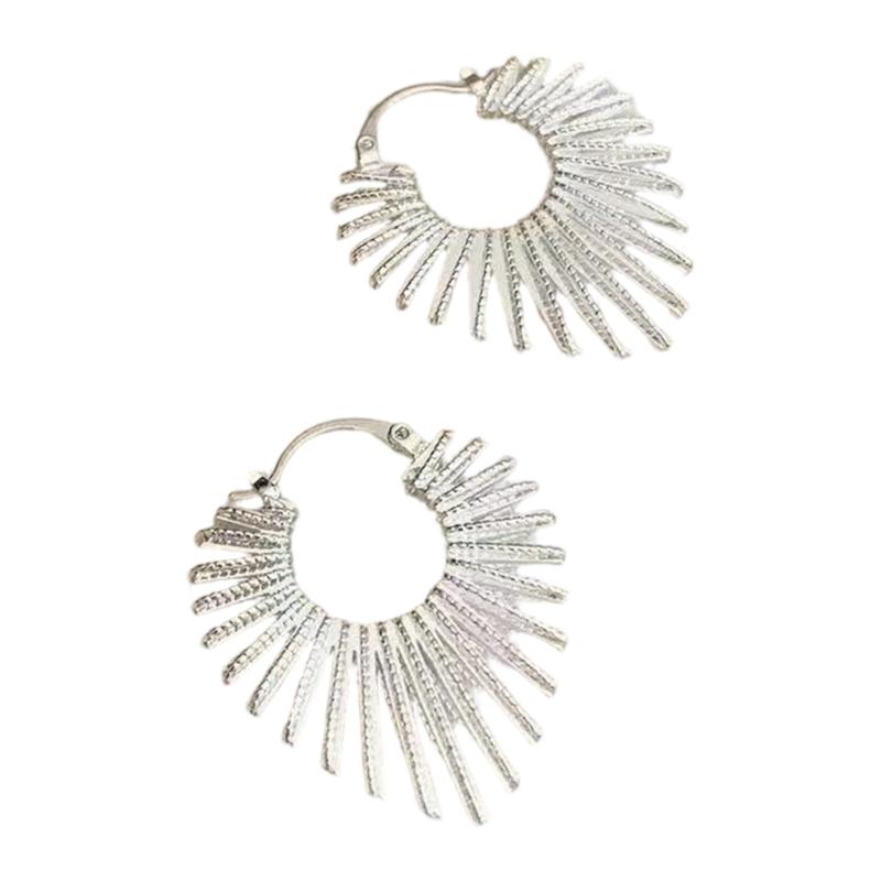

Pair of Alloy Heart Earrings with Dramatic Lines Designs for Everyday Wear Portable and Stylish Accessory серебряный