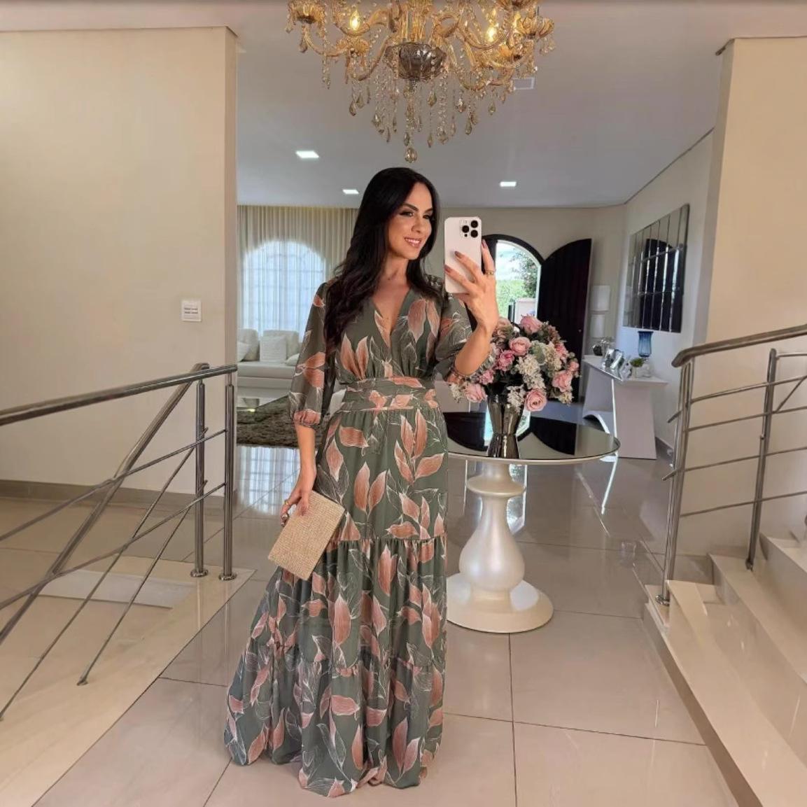 

Женское платье макси с цветочным принтом, многослойными оборками и поясом на талии S зелёный