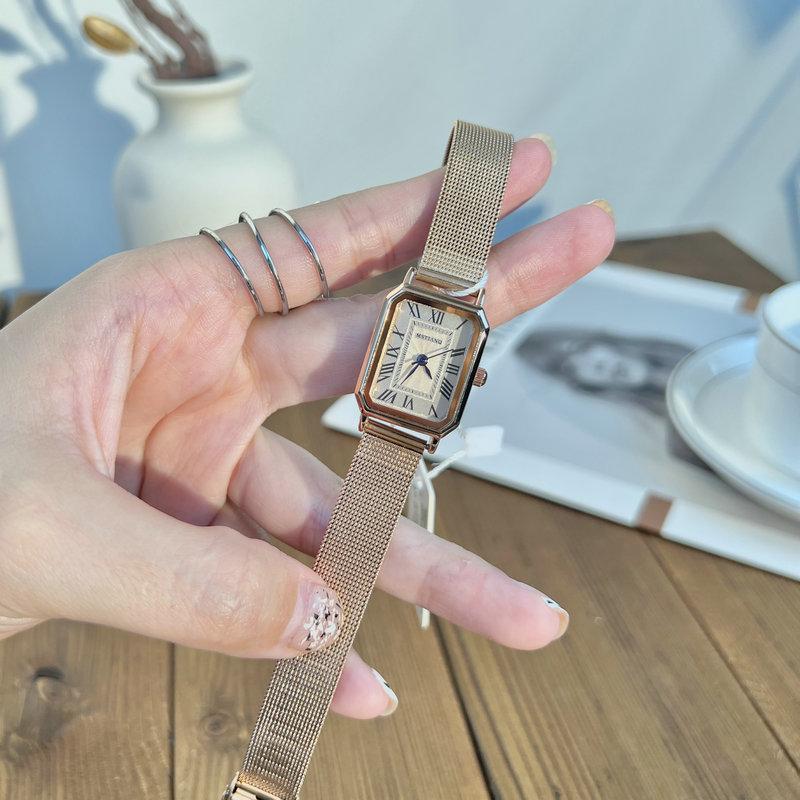 Female Niche High School Girl High School Fashion Green Watch Simple Style Birthday Gift