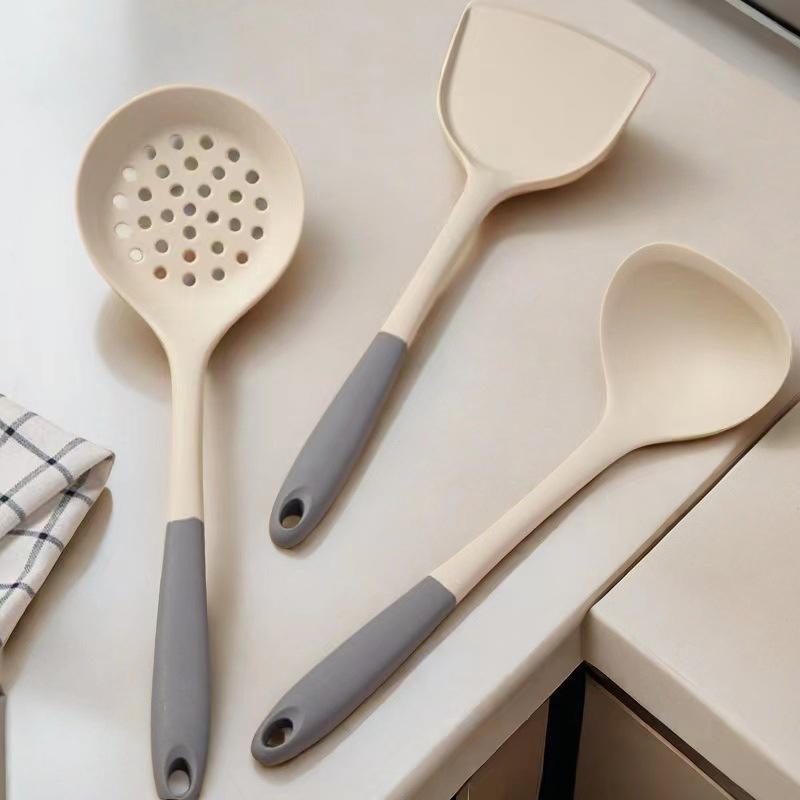 2/3/4Pieces Silicone Kitchen Utensil Set With Non-Stick Pans Silicone Spatula Soup Ladle Slotted Spoon Outdoor Tableware