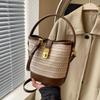 Casual woven straw bag new lazy wind vacation fashion portable messenger bag bucket