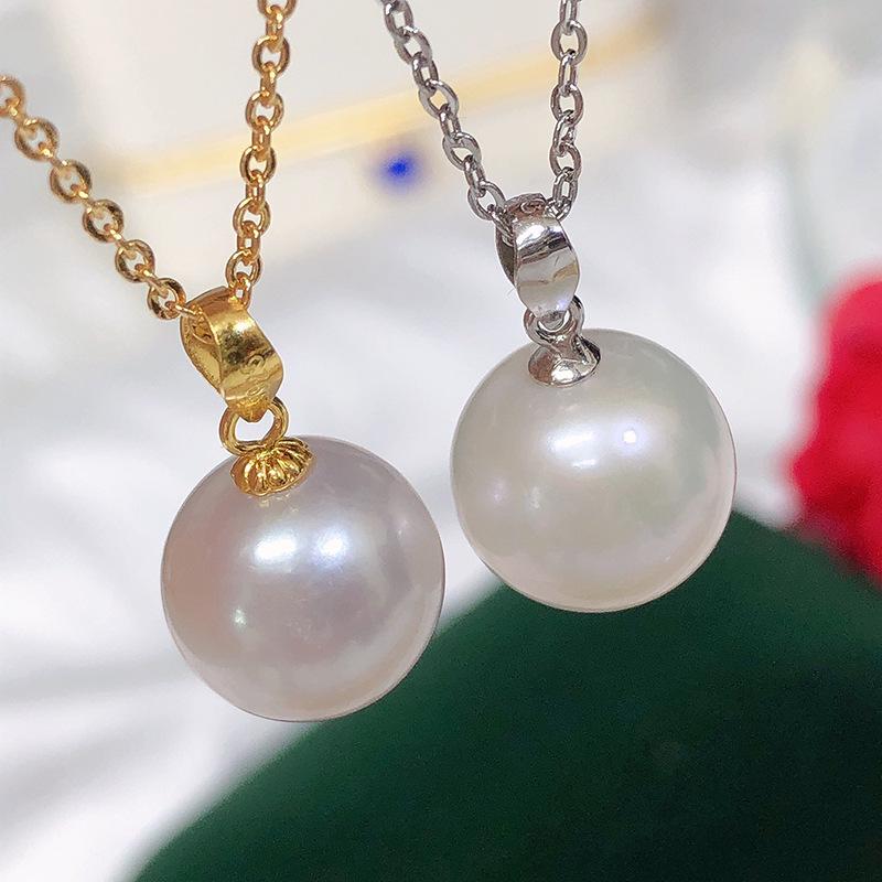 Versatile S925 Silver Pendant Necklace with Natural Freshwater Pearls - Exquisite Clavicle Chain Jewelry Gift for Women