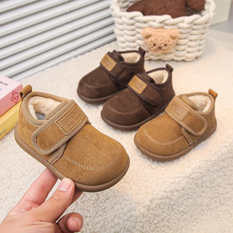 2025 Winter Kids' Plus Velvet Warm Cotton Shoes - Soft Sole Casual Shoes for Toddlers and Children.