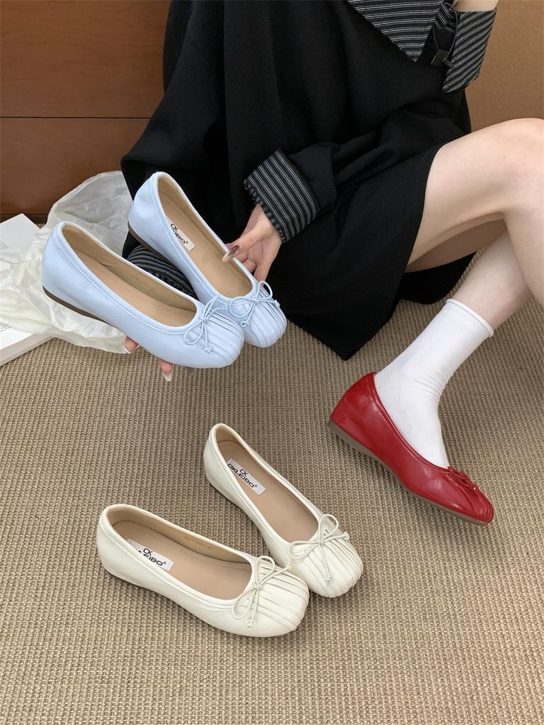 inner height increase 4cm bow ballet shoes women's single shoes 2025 summer new light mouth pleated soft sole silver ladyshoes