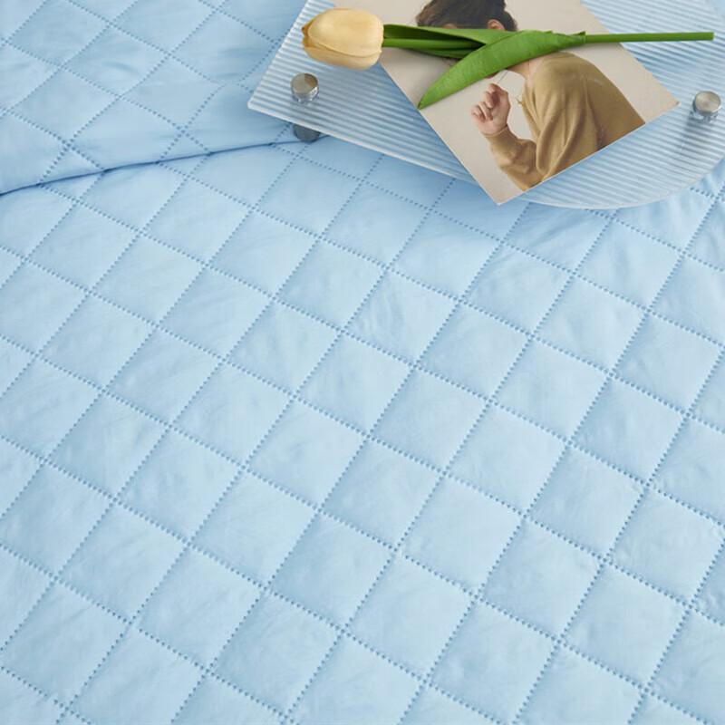 Tangna Cooling Summer Quilt