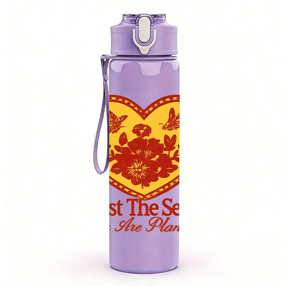 1PC Trust The Seeds Vintage Heart Print 750ml Color Plastic Sports Water Bottle Leakproof Flip Straw Lid Suitable for Sports Office Home Use