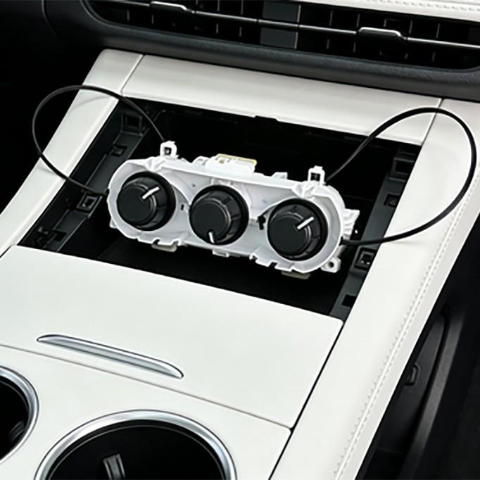 Toyota Car Climate Control Switch Panel 55900-0K010 - High Quality Replacement for Air Conditioning and Heating.