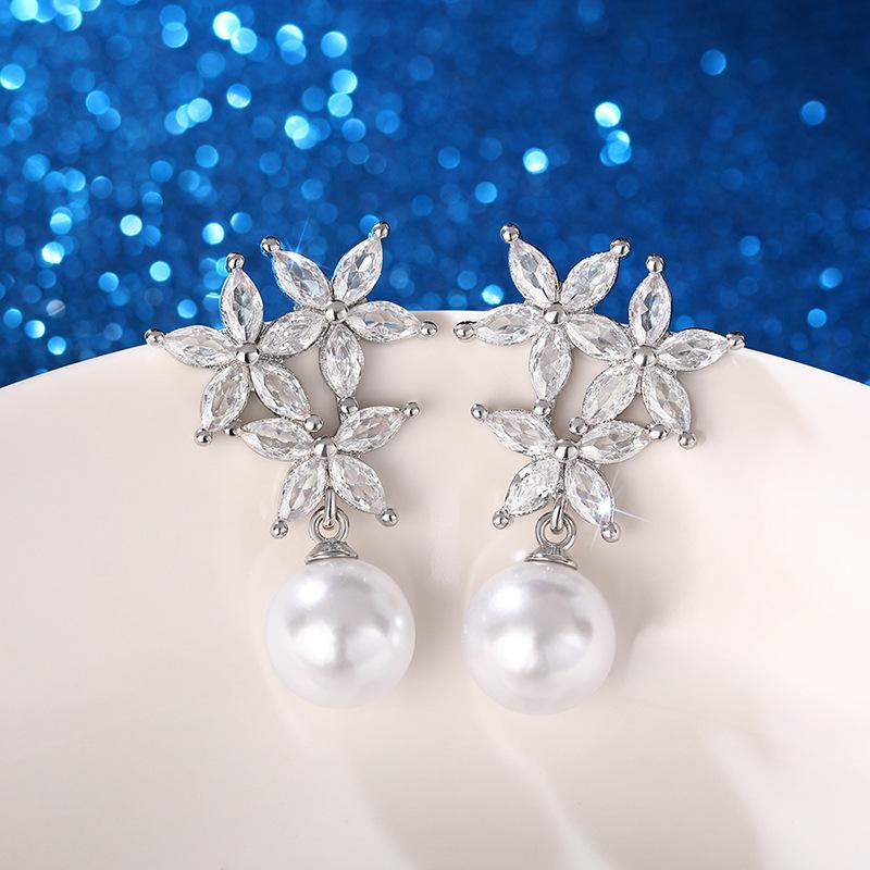 Earrings For Women, Flower Imitation Pearl Princess Jewelry, High-End Evening Dress Wedding Style
