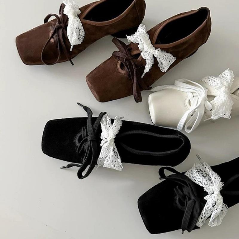

Bow ballet shoes ribbon single shoes women s new square head shallow mouth thick heel small leather shoes 40 білий