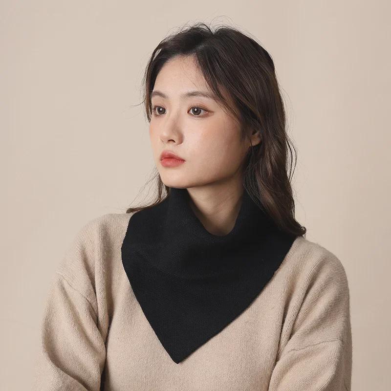 Unisex Knitted Triangle Scarf: Cozy Autumn/Winter Neck Warmer & Pullover Cover
