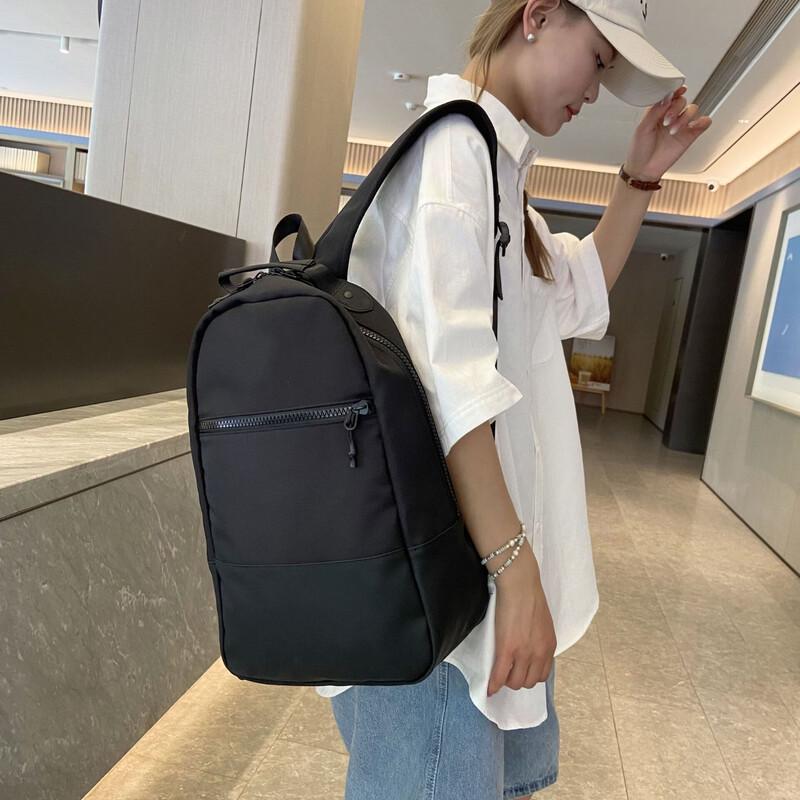 Unisex Large Capacity Color-block Casual Backpack