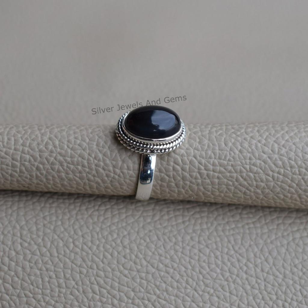Handmade Oval Black Onyx Ring: Twisted Wire Sterling Silver Ring