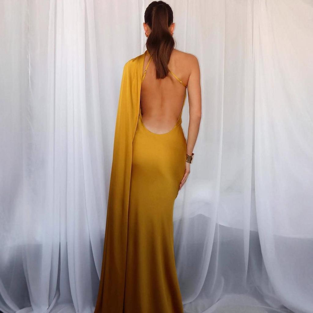 2025 Summer Trendy European & American Women's Halter Cape Slimming Dress