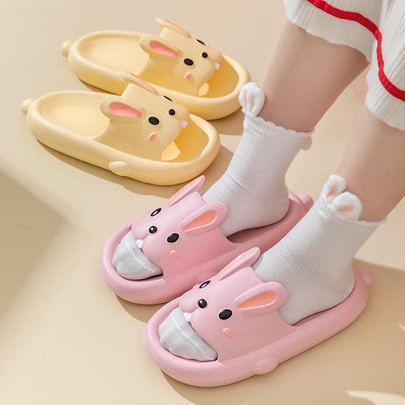 Women's Summer Slippers 2024 New Style Cute Cartoon Cloud Shoes for Women Indoor Outdoor Wear Soft Thick Beach Men Sandals