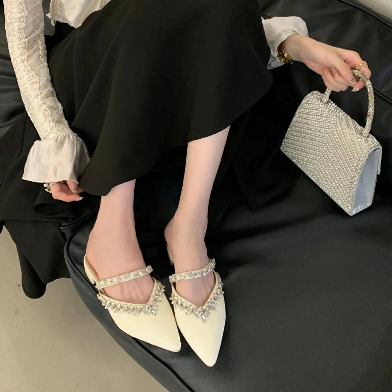 Luxury Rhinestone Modern Slippers Sandals for Women Summer Sexy Pointed Toe Designer Mule Shoes Elegant Party Party Shoes Ladies