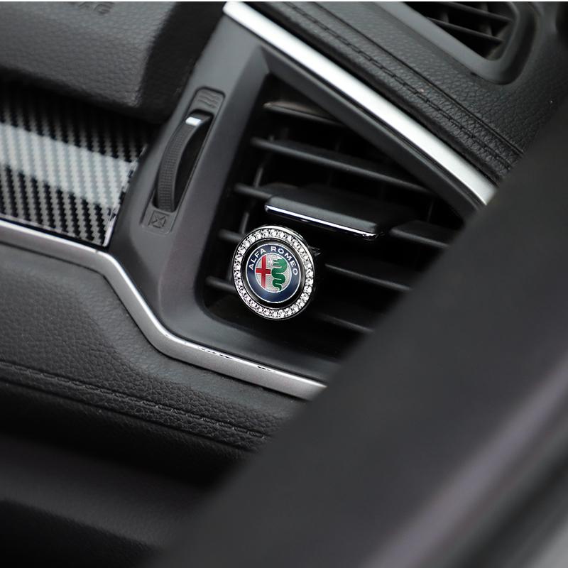 Autoaufkleber Für Alfa Romeo Auto Lufterfrischer Auto Zubehör Innenraum Parfüm Diffusor Für Alfa Romeo Giulietta Mito 159 Giuli