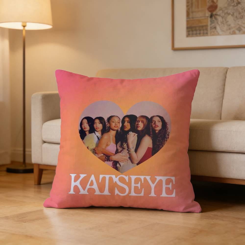 Styl Kpop Zespół K-Katseye Poszewka na poduszkę Wzór Drukowana poszewka na poduszkę Do salonu Pokrowiec na poduszkę do sofy