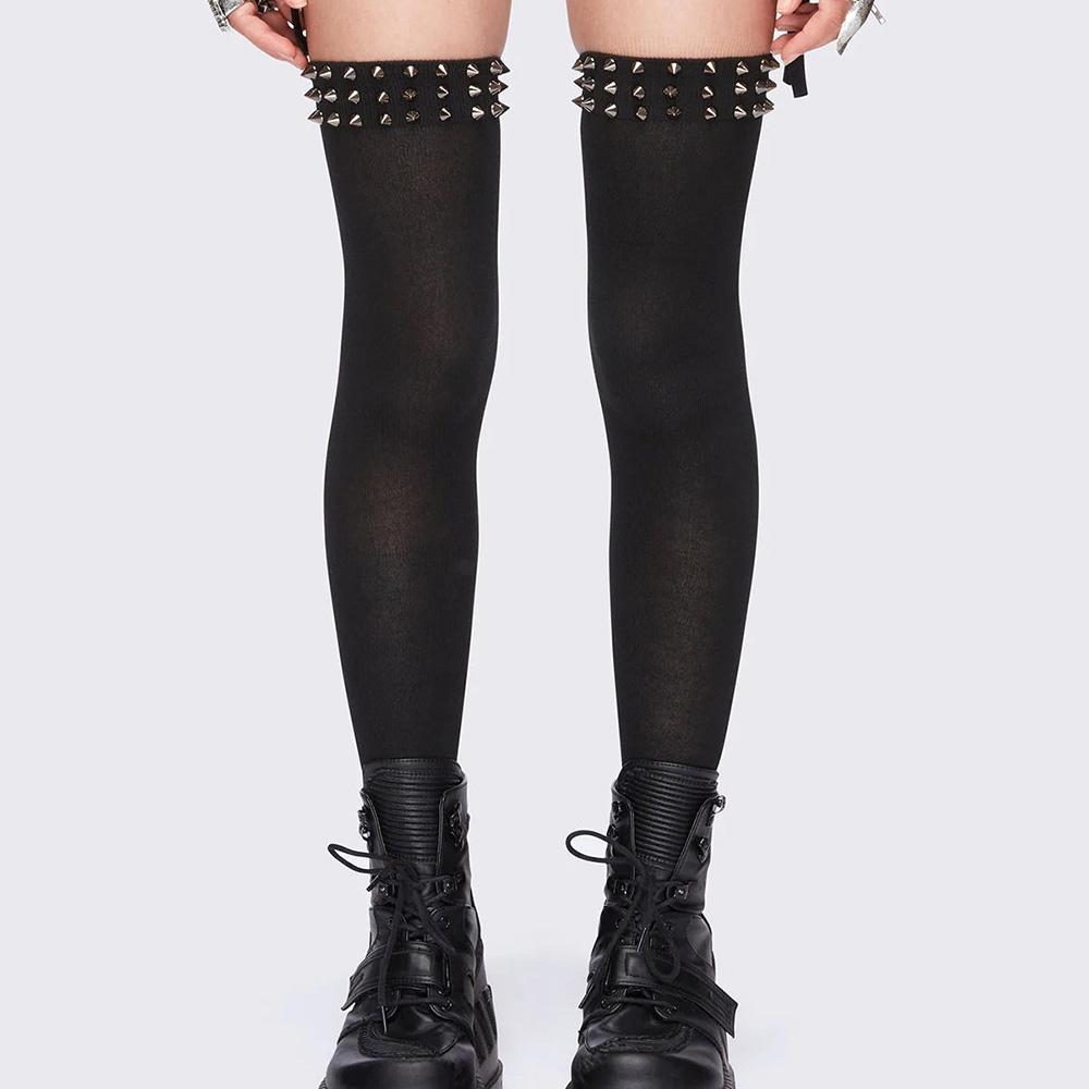 Y2K Gothic Punk Overknee Unifarbene Polyester Strümpfe Mit Nieten und Spikes Besatz Elastische Rutschfeste Lange Schlauchsocken Subkultur Alt Strumpfwaren One Size black