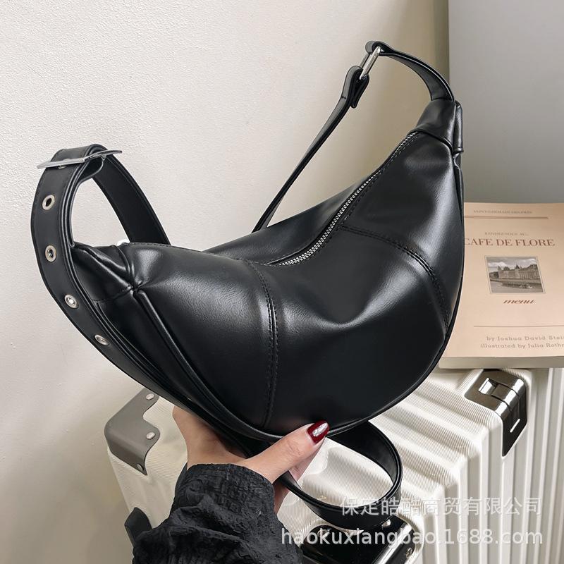 Premium Texture Bag Women's Large Capacity 2025 New Niche Design Spring and Summer Shoulder Messenger Bag Commuter Dumpling Bag