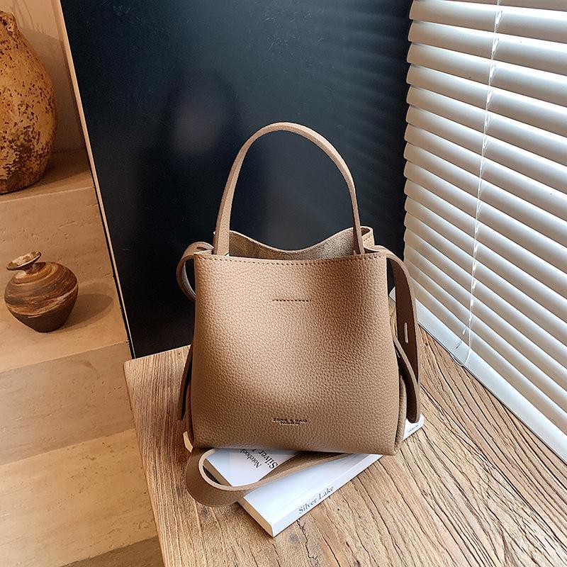 Lychee pattern handbag women's 2025 new trendy Korean niche bucket bag versatile ins shoulder messenger bag