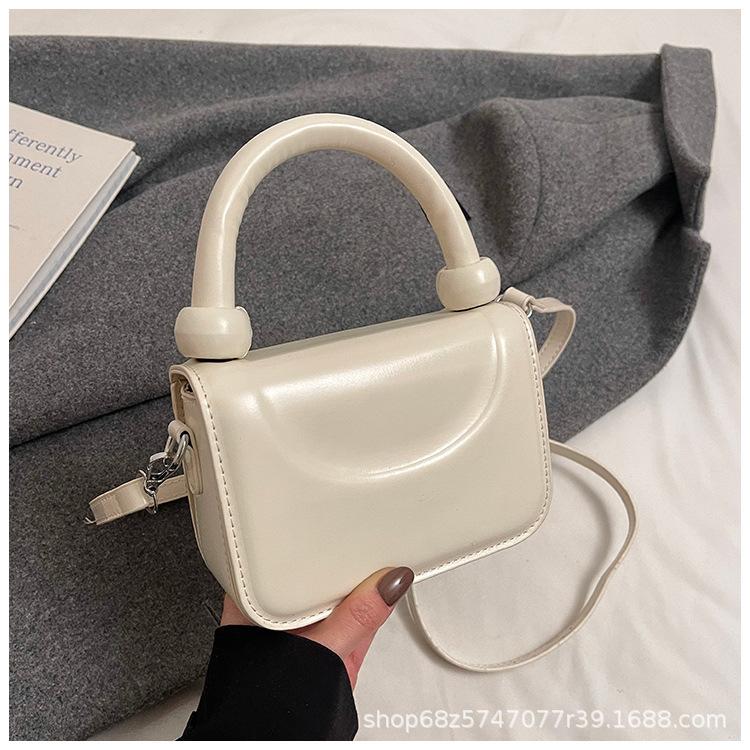 Premium texture small bag women's 2025 summer new versatile chain messenger bag fashionable portable shoulder small square bag