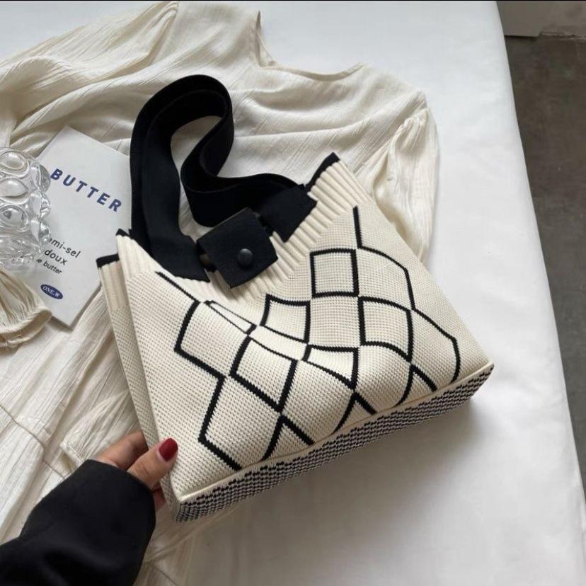 Gehäkelte Mesh-Strandtasche, Schultertasche, Handtasche, Boho-Stricktasche für Frauen, gestrickte Tragetasche, große Kapazität, Schultertasche, ästhetische Hobo-Tasche für Damen