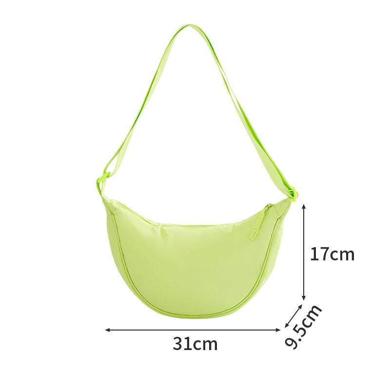 New Simple and Casual Solid Color Nylon Large Capacity Men Women's Dumpling Bag Shoulder Bag for Travel and Commuting Unisex Hobo Bags
