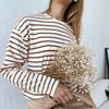 T-shirt d'été à manches longues et col rond pour femme à rayures