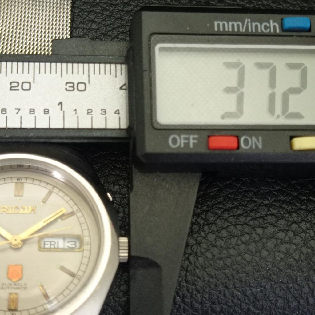 VINTAGE RICOH R31 AUTOMATIC JAPAN MENS ORIGINAL DIAL WATCH a703564-1 R213d-a703564