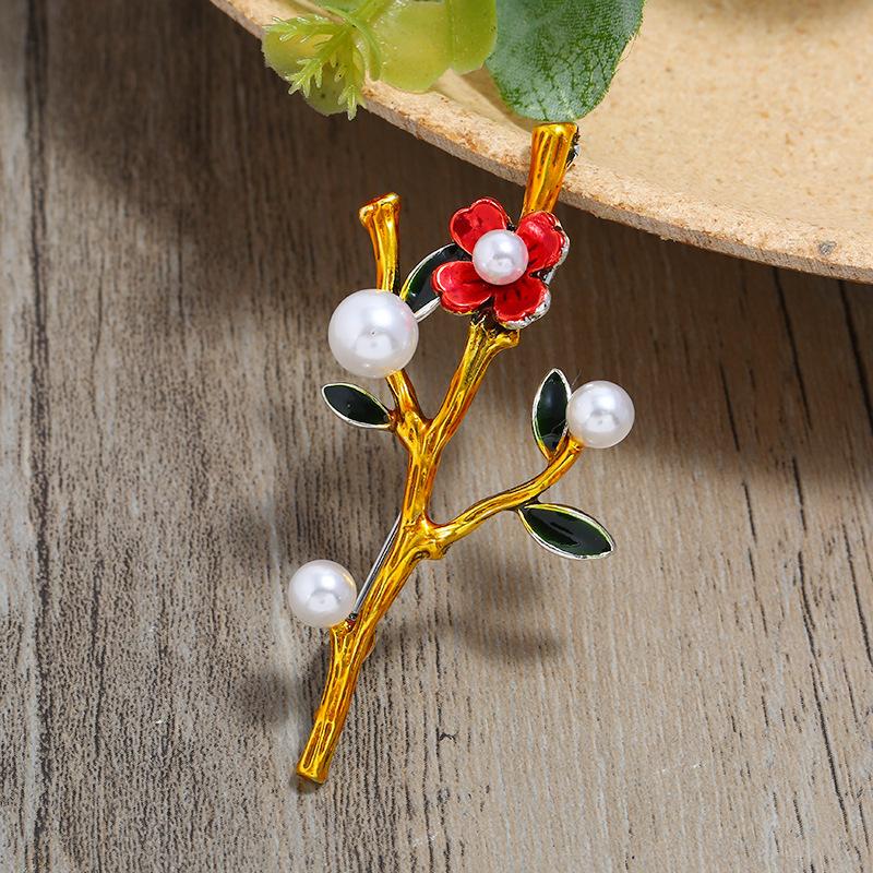 Exquisite retro green elegant classical brooch women's ethnic style coat cardigan corsage temperament versatile pin accessories