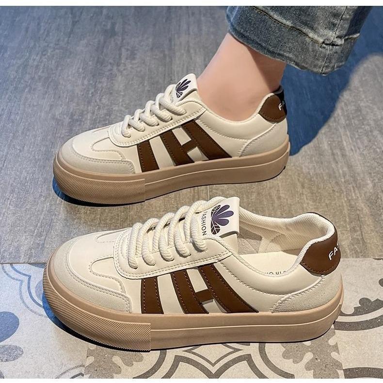 Little white shoes women's spring and autumn 2025 new thick-soled versatile thin breathable Internet celebrity sports shoes popular Forrest Gump wo