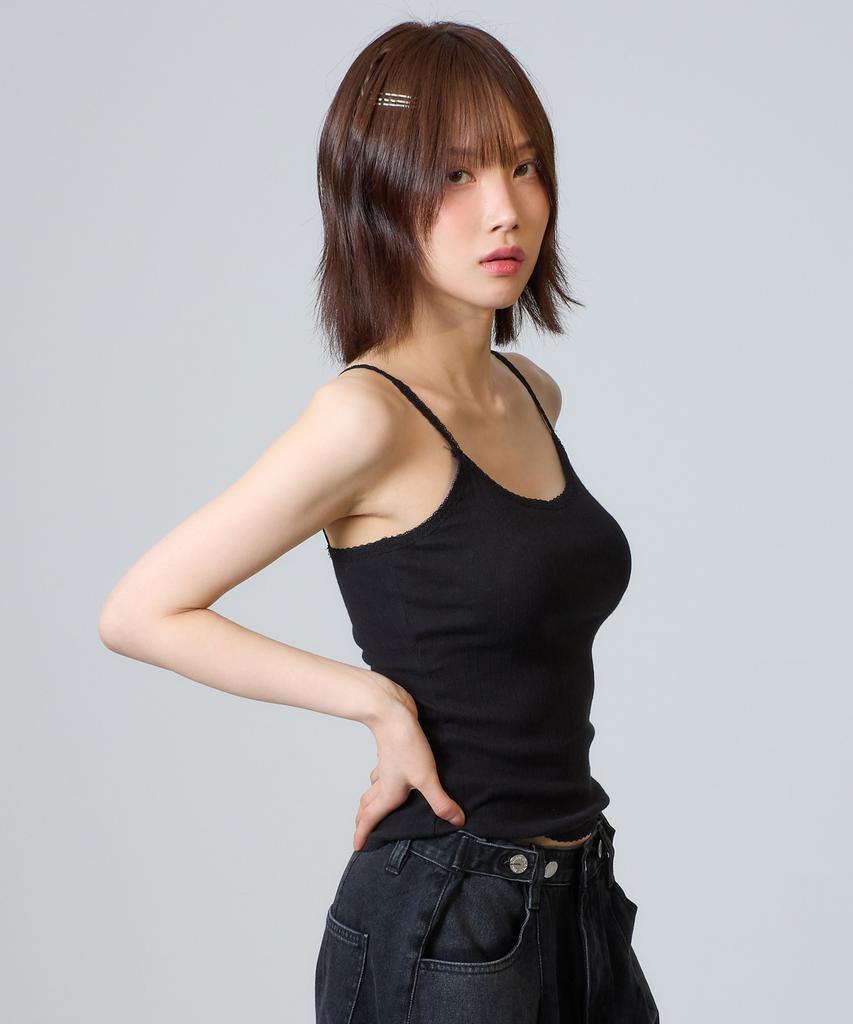 UNKNOWN PLANET Lace Sleeveless Top Black