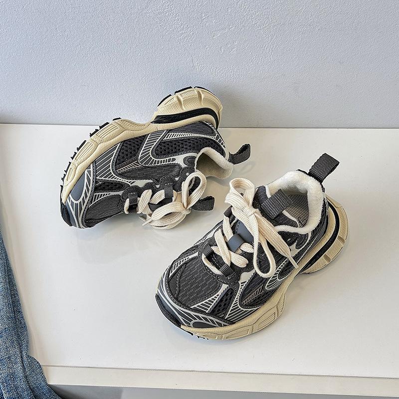 2025 spring new super fire children's sports shoes light and non-slip girls' dad shoes boys' casual shoes