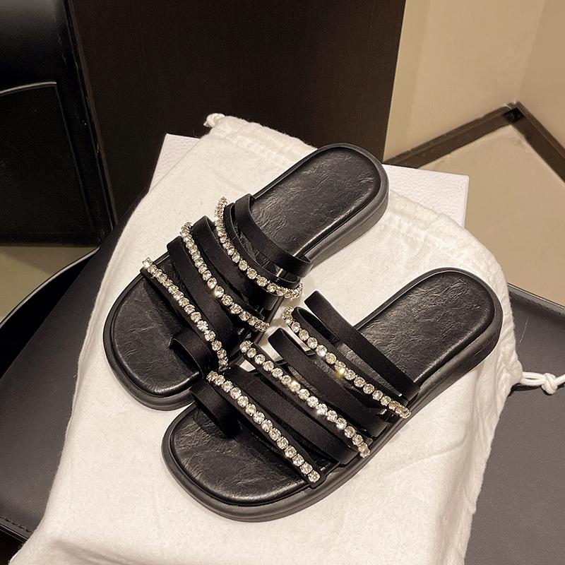 Fashion Summer New Flat Sandals for Women Fashion Round Toe Set Crystal Line with Soft Sole Anti-slip Wear-resistant Slippers