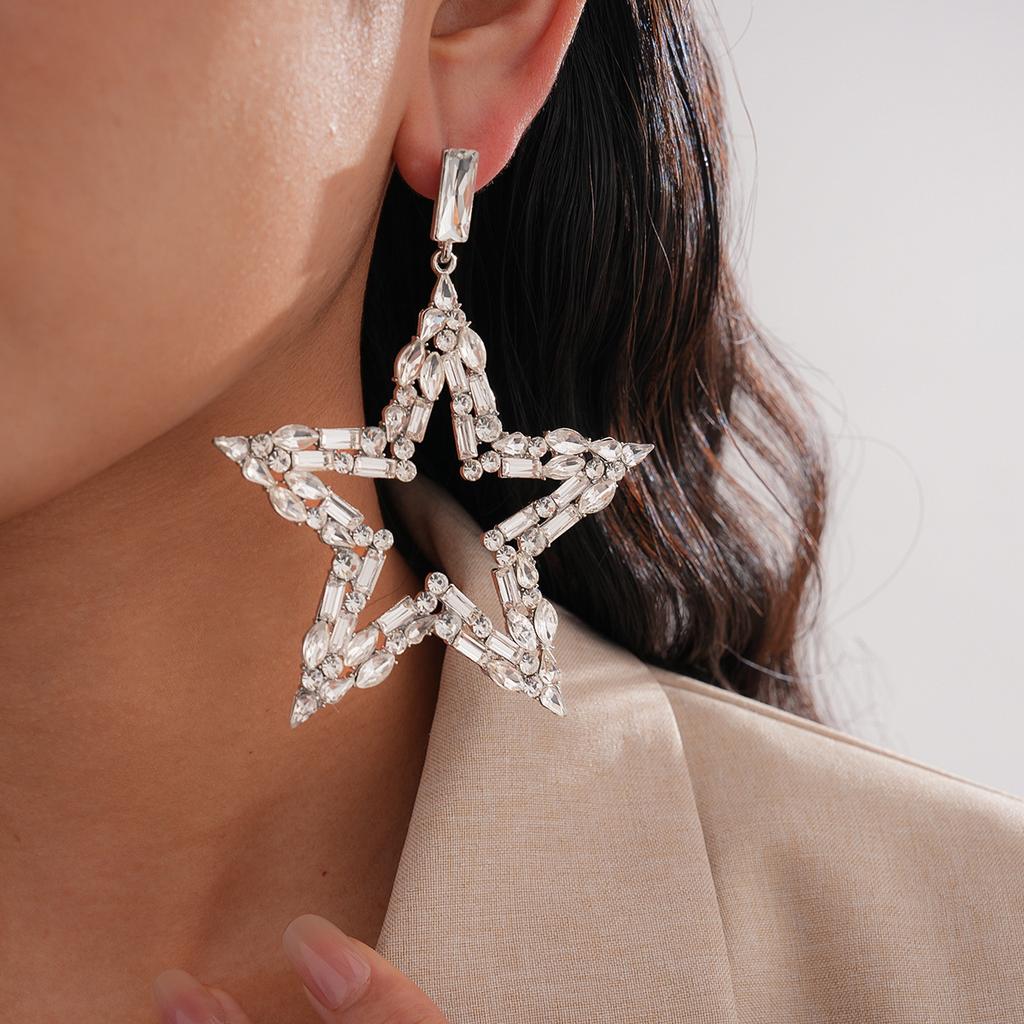 Exaggerated Diamond-set Hollow Five-pointed Star Earrings, Personalized Wind Heavy Industry Exquisite Earrings